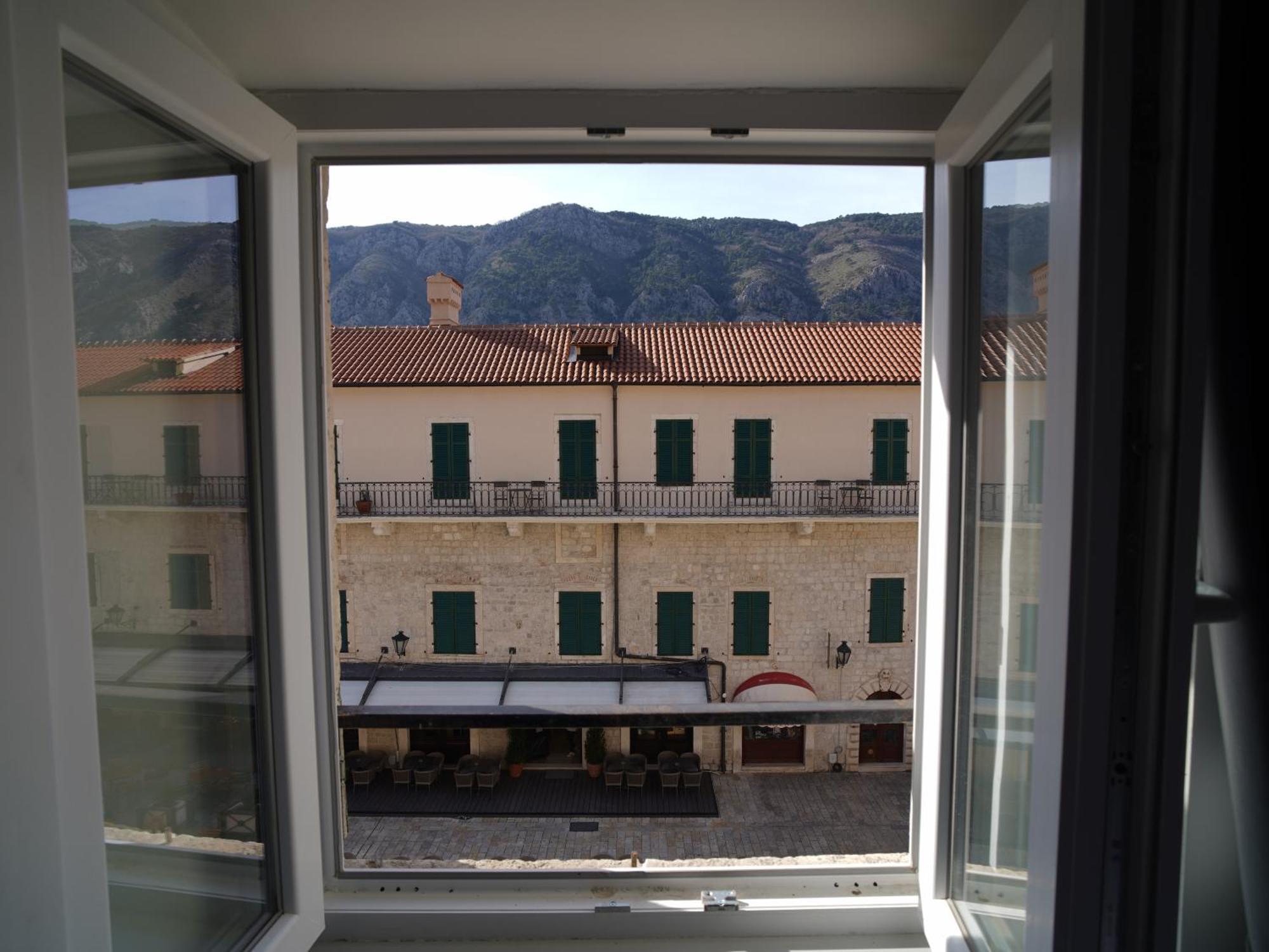 Nest 4* Kotor